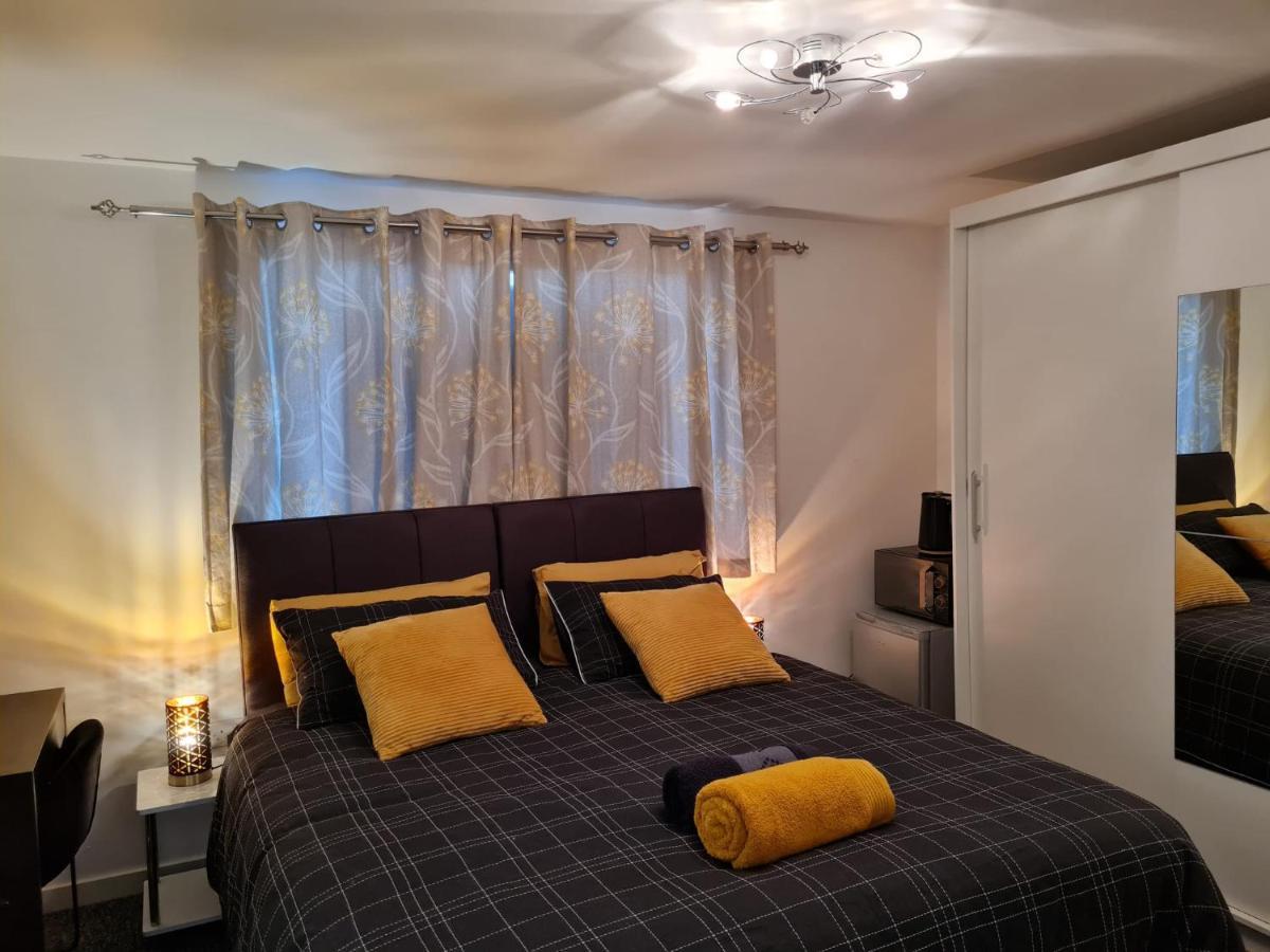 M&B Haven - Sittingbourne Apartment Exterior foto