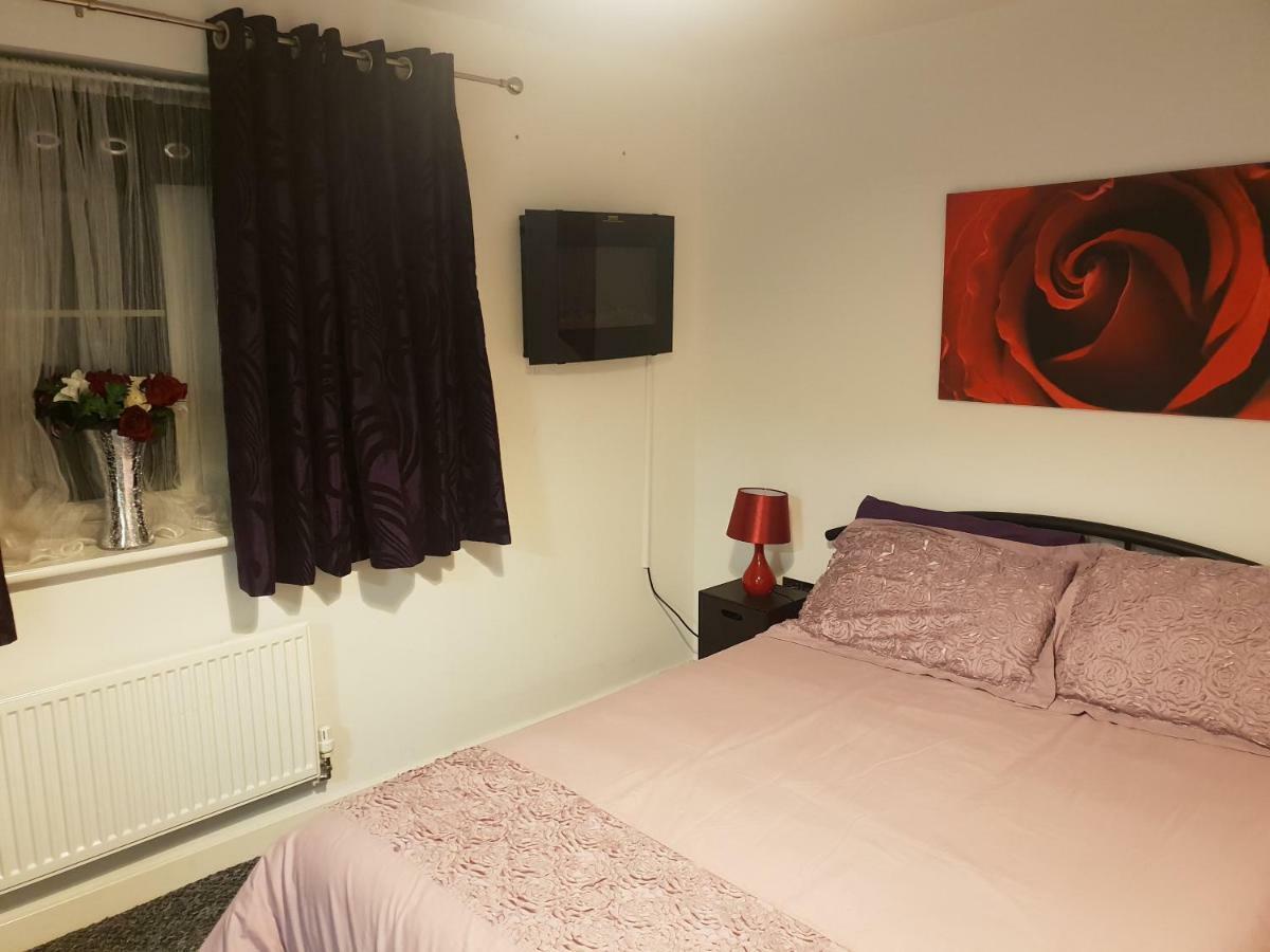 M&B Haven - Sittingbourne Apartment Exterior foto